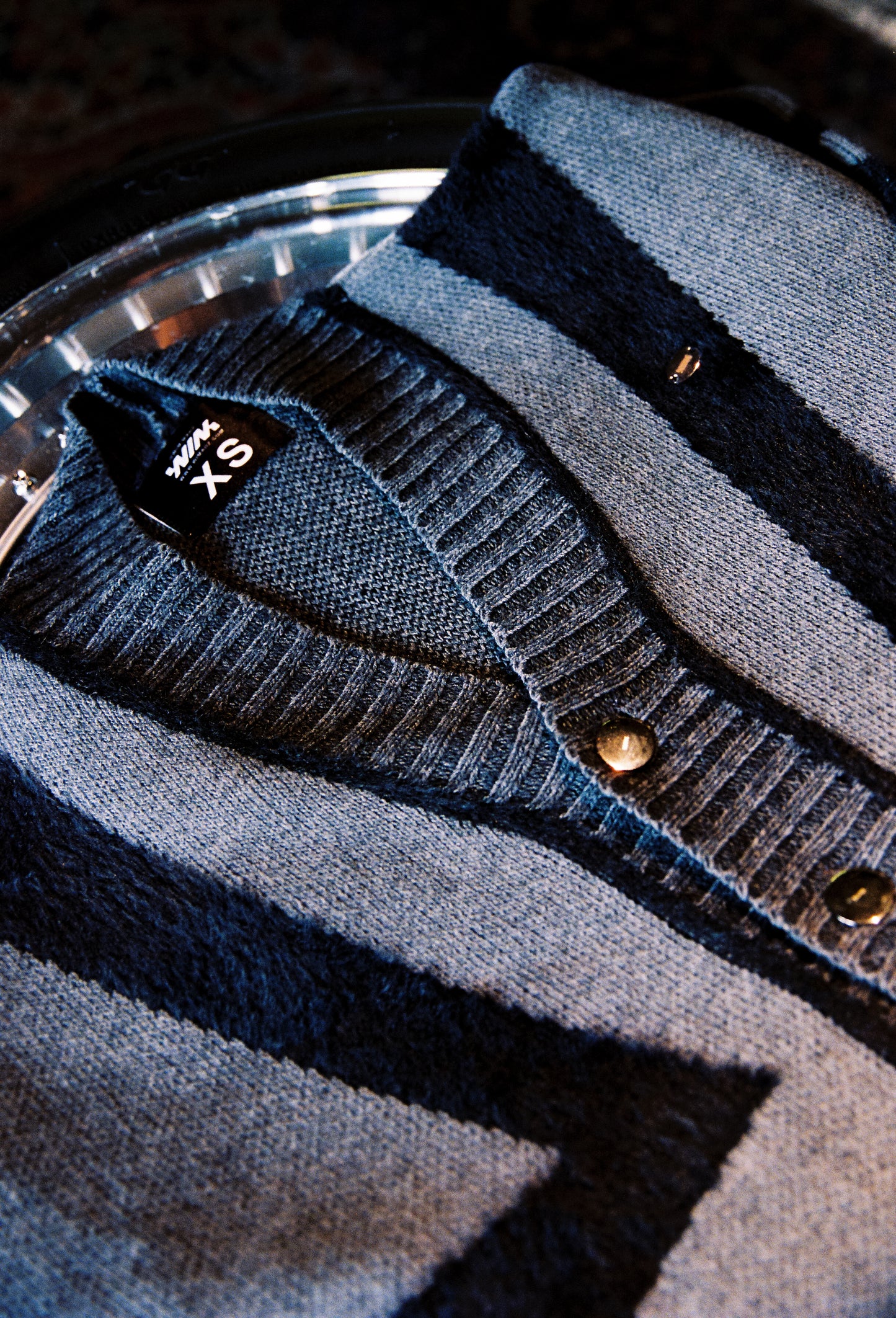 FLUFFY CARDIGAN REVERSE.