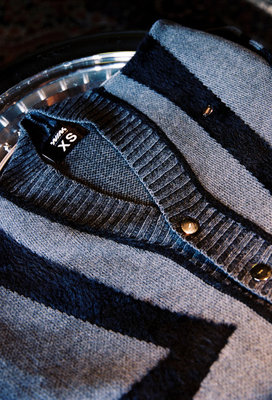 FLUFFY CARDIGAN REVERSE.